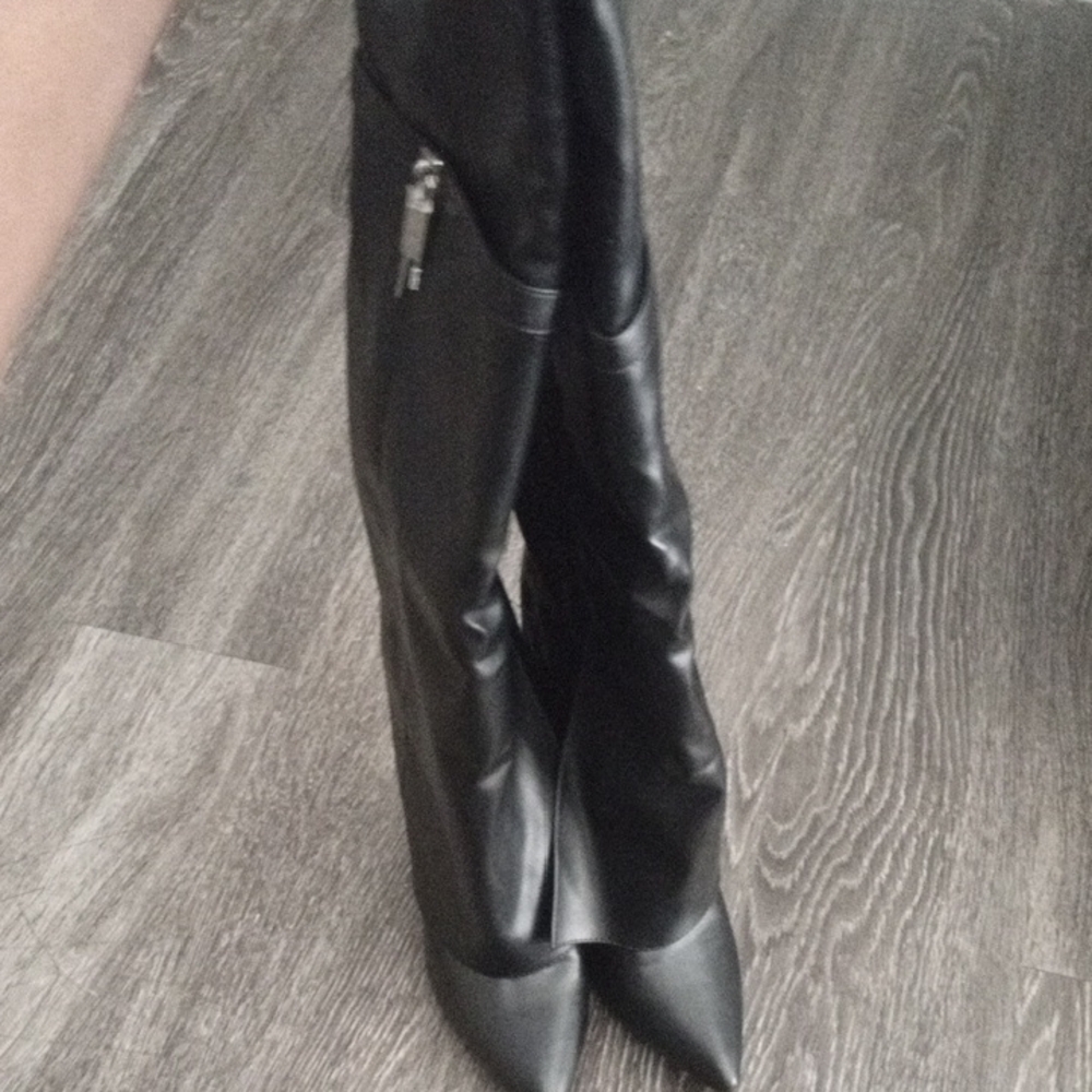Elegant Black Over the Knee Boots
